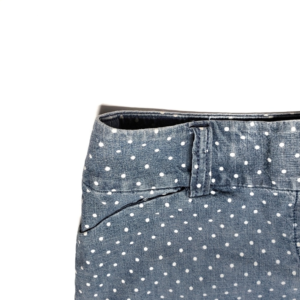 White House Black Market 5" Chambray Shorts - Picture 2 of 5
